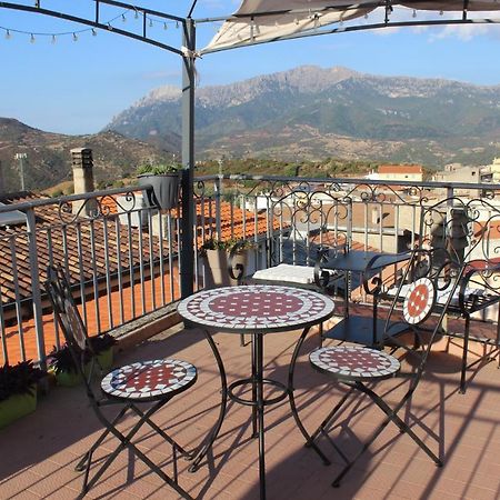B&B Marima 2 Posti Orgosolo Dış mekan fotoğraf